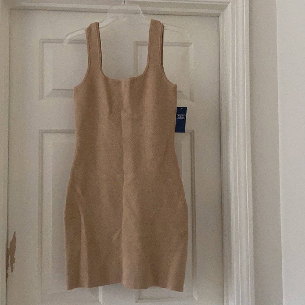 Square neck mini dress 💛🧡 - Picture 2 of 7
